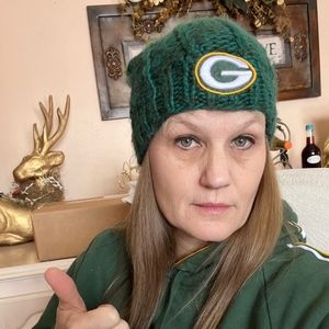 Meet your Posher, Lynn